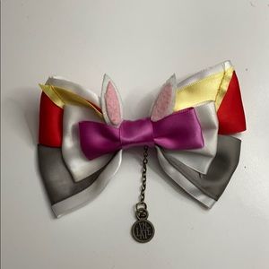 Alice in wonderland bow